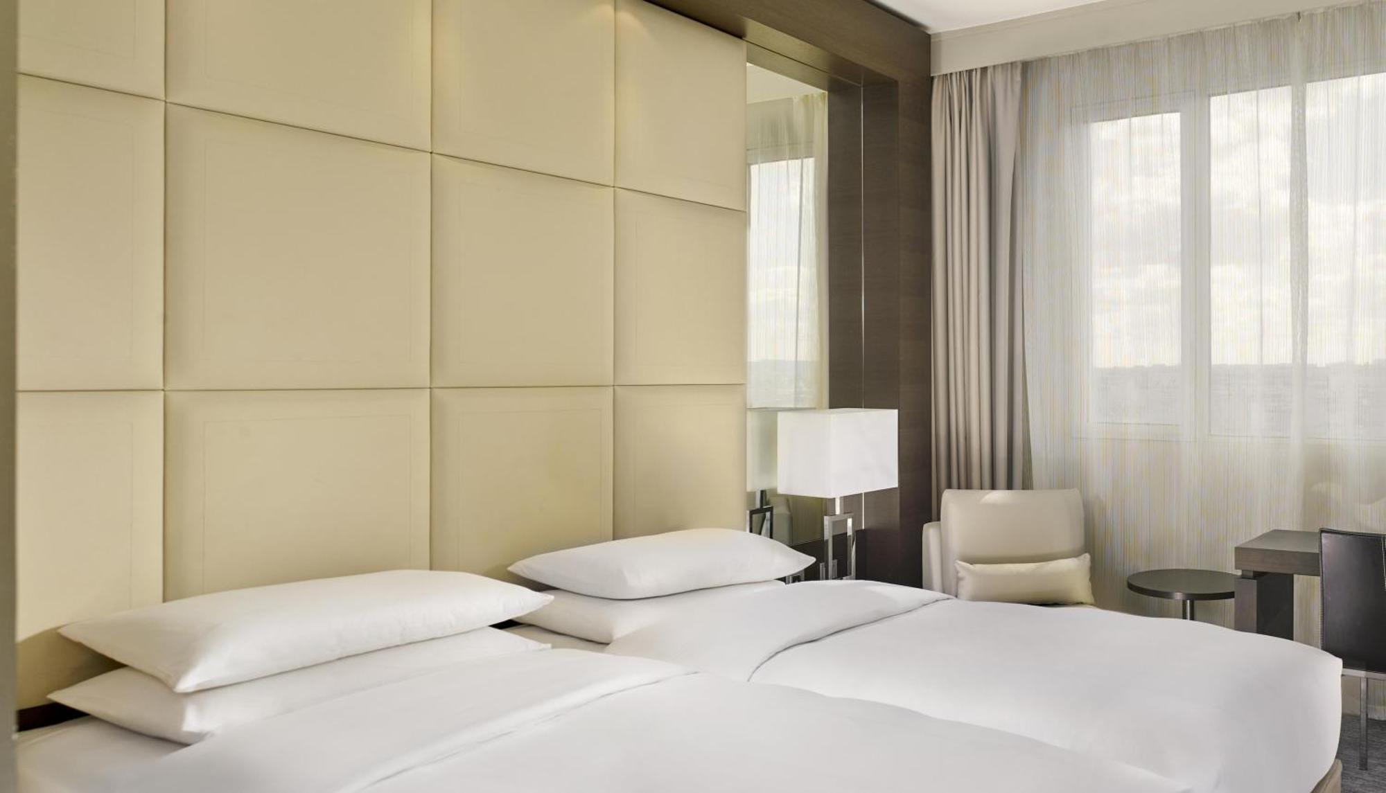 Hotel Hyatt Regency Paris Etoile Esterno foto